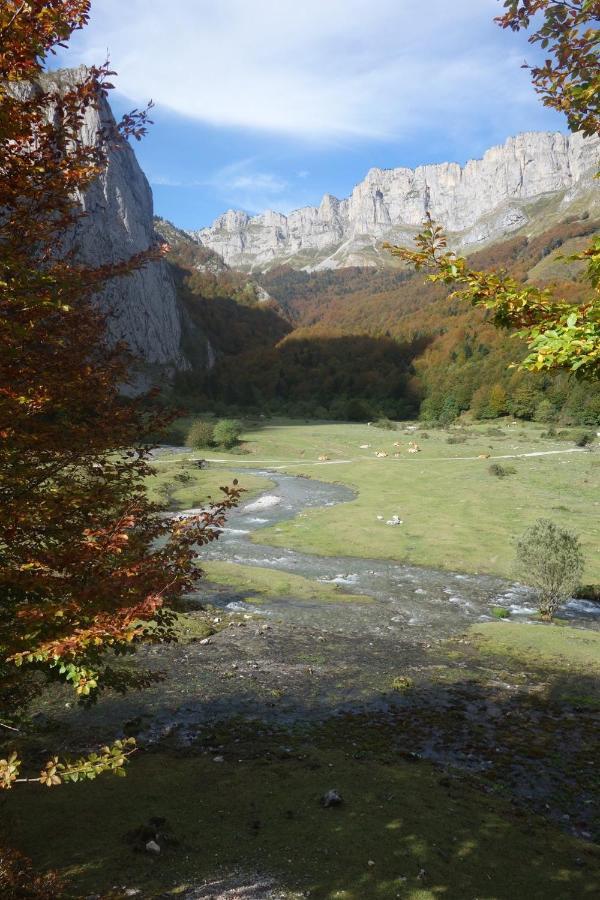 Gite Montagne Et Vie Bedous Exteriér fotografie